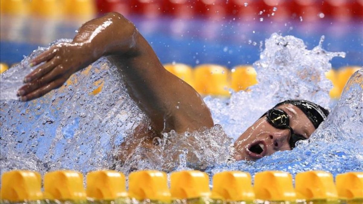 Mireia Belmonte, en pleno esfuerzo en la prueba del 800 libre-MARTIN BUREAU