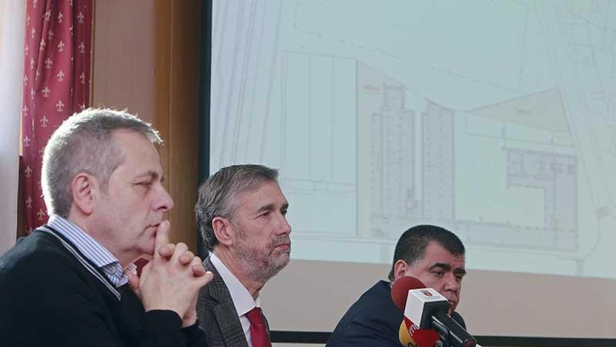 René J. Payo, Manuel Pérez Mateos y Juan Manuel Manso.-RAÚL G. OCHOA