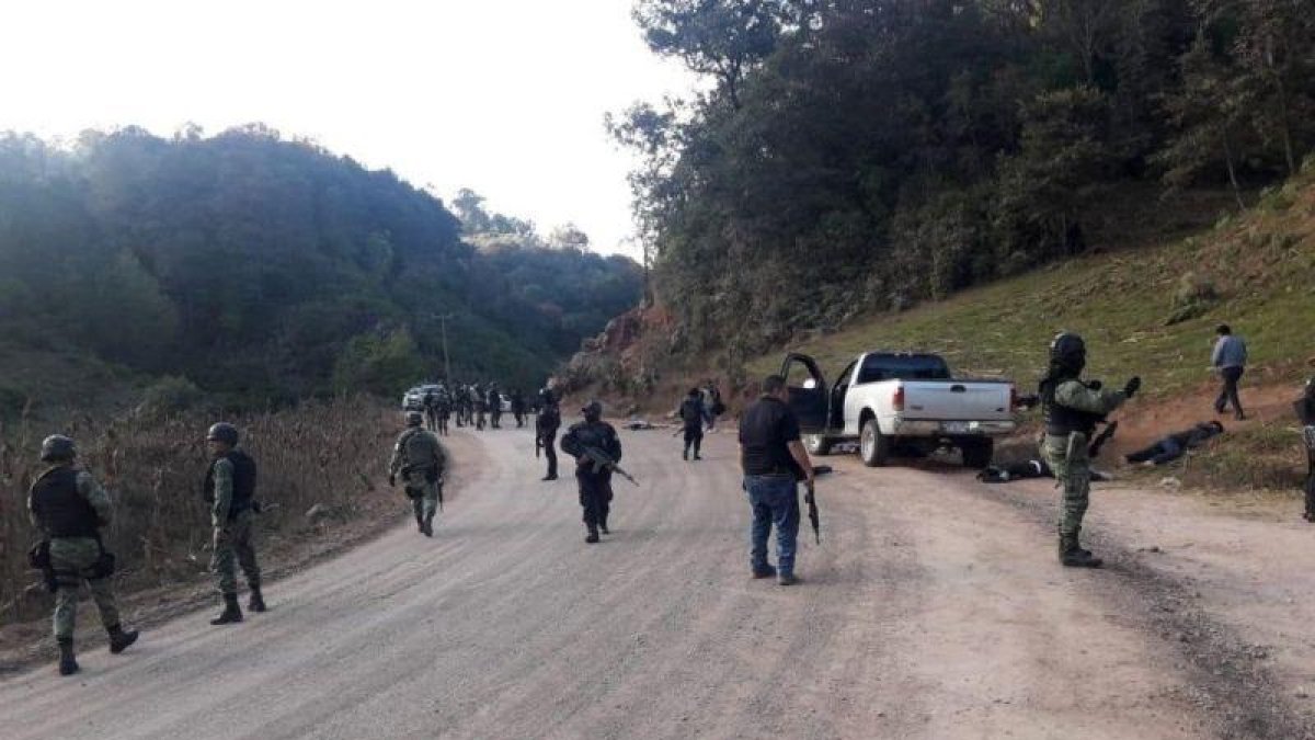 Las fuerzas federales en el sitio del enfrentamiento entre dos grupos armados en el estado de Guerrero Mexico-EFE Quadratin