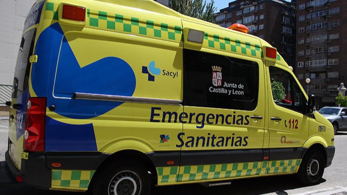 El herido fue trasladado al hospìtal de Aranda. ECB