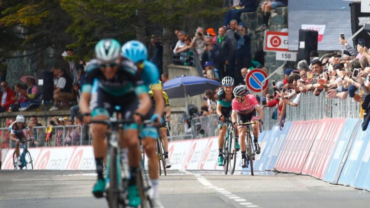 Yates, descolgado-LUK BENIES (AFP)