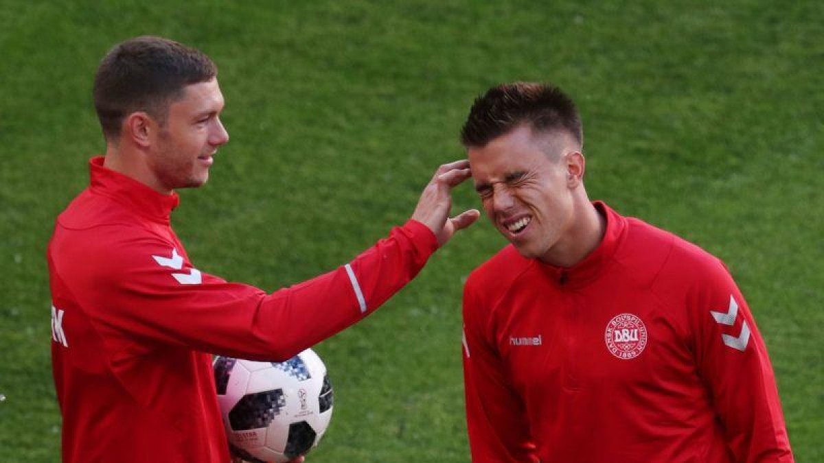 Jonas Knudsen (izquierda) junto a Henrik Dalsgaard.-RICARDO MORAES (REUTERS)