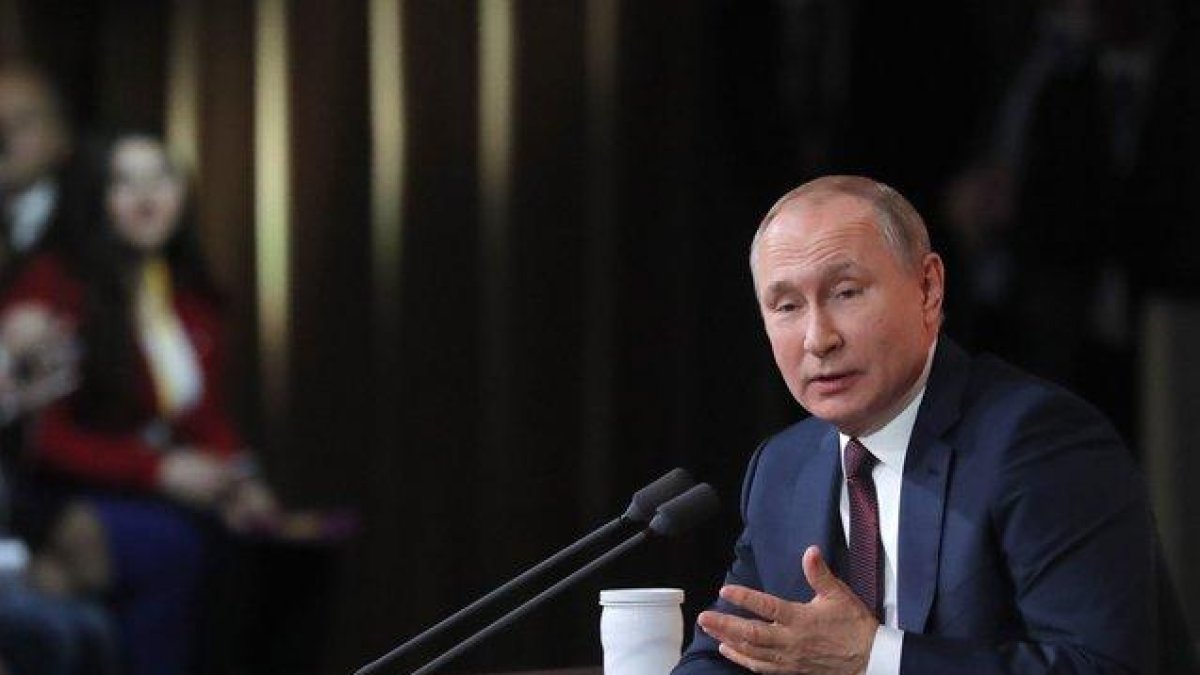 Putin, durante la conferencia de prensa, en Moscú.-EFE / EPA / MAXIM SHIPENKOV
