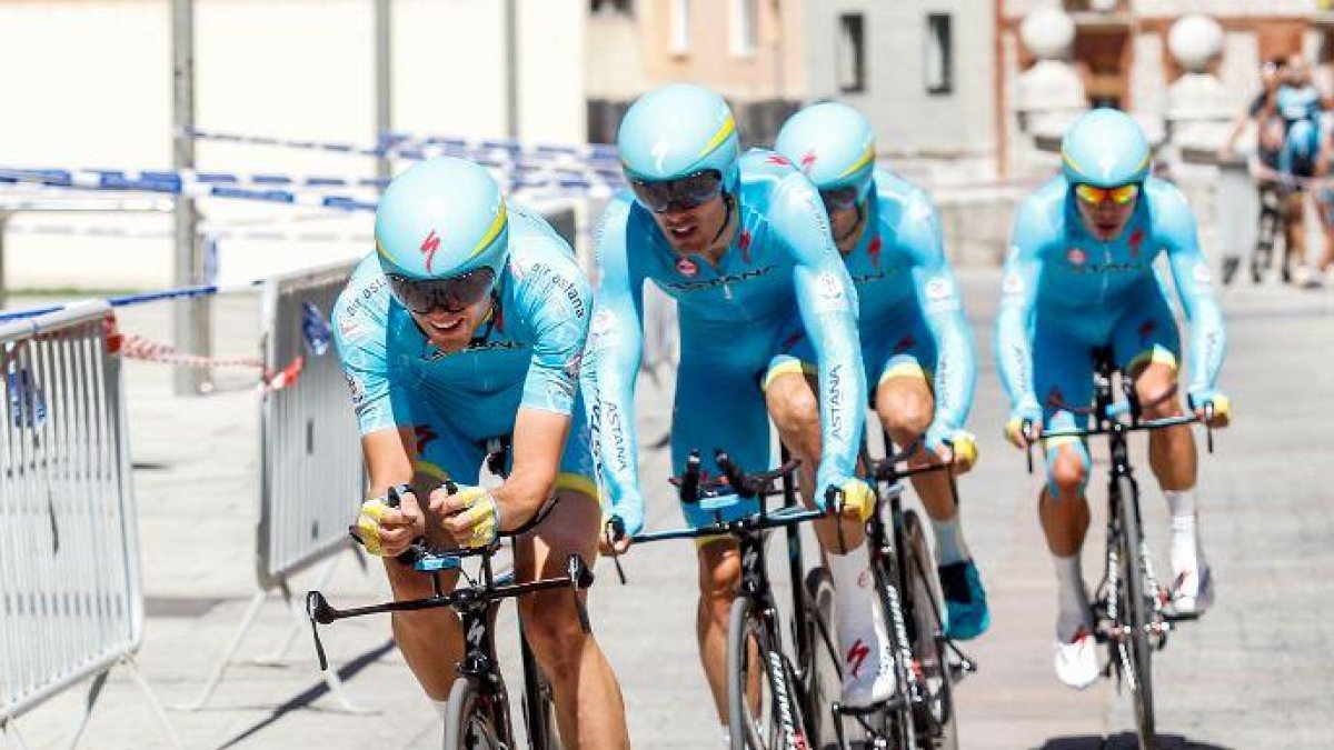 El Astaná fue el ganador de la contrarreloj por equipos del año pasado.-SANTI OTERO