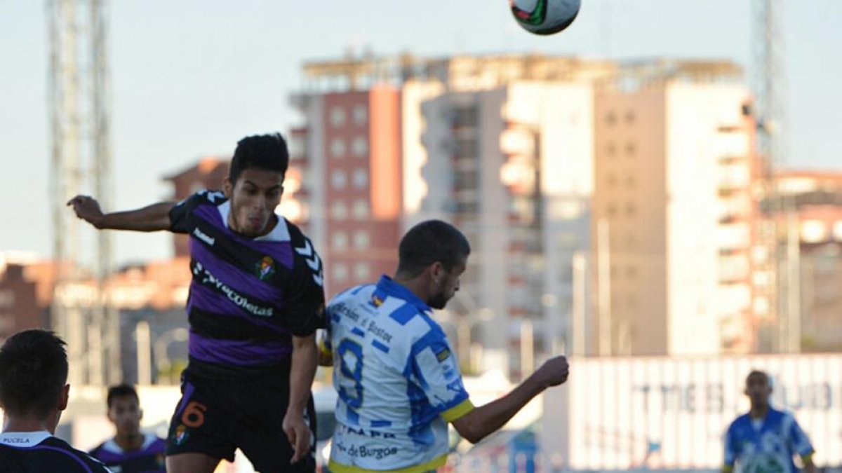 Los ribereños consiguen salir de la zona de peligro tras su victoria ante el filial vallisoletano-Alberto Calvo