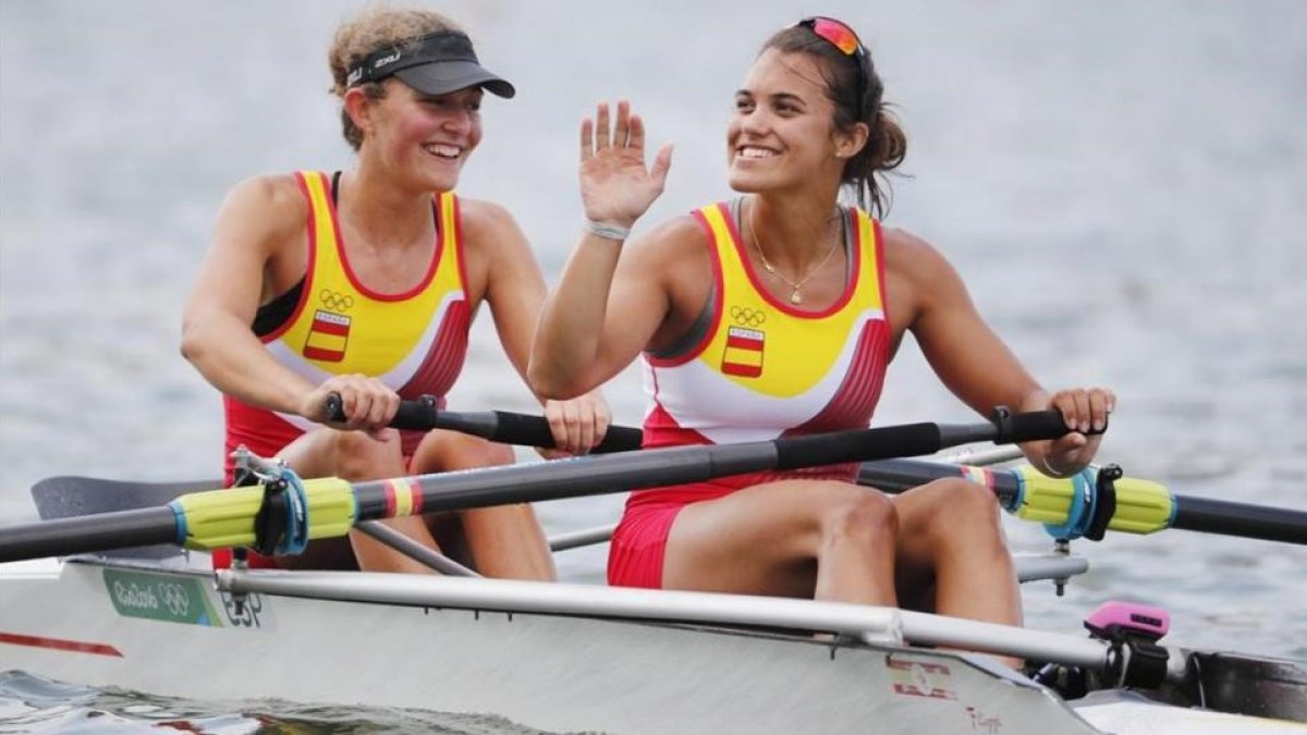 Anna Boada y Aina Peiró-DIEGO AZUBEL