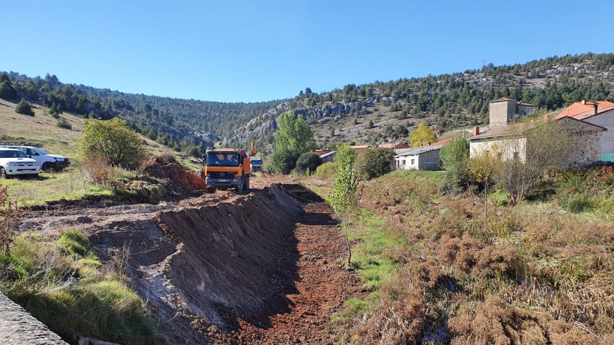 Actuaciones de la CHD en el río Lobos en Hontoria del Pinar. ECB