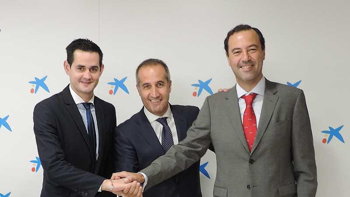 Enrique Mata, Enrique Muñoz y Luis Mata.-ECB