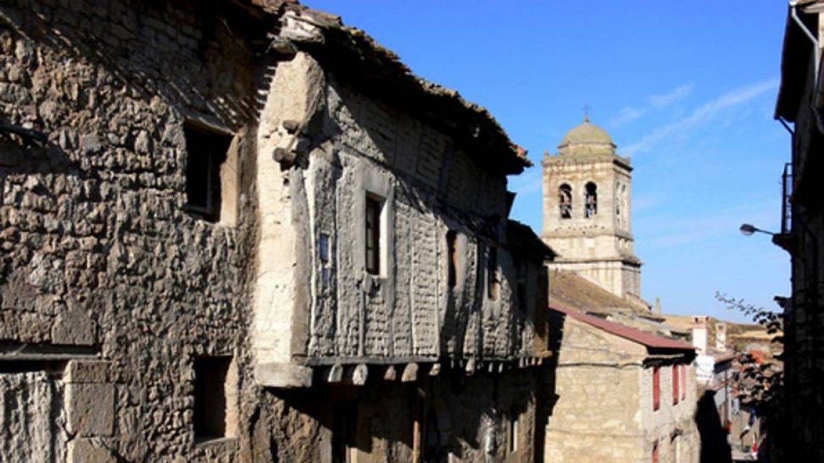La localidad es uno de los enclaves destacados de la Ruta Jacobea a su paso por la provincia burgalesa.-ECB