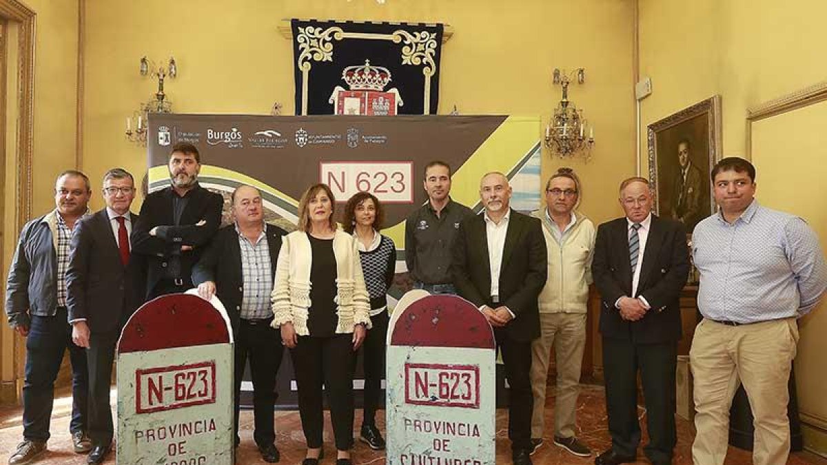 Algunos de los participantes en la propuesta comentaron que la primera iniciativa será la ruta motera.-R. O.
