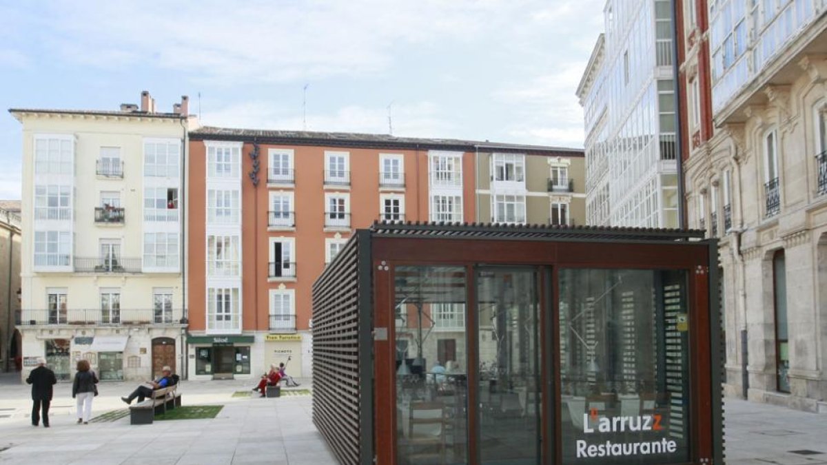 Una de las instalaciones permanentes junto a la Catedral.-RAÚL G. OCHOA