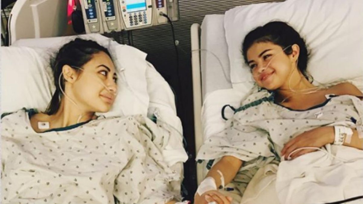 Selena Gómez y su amiga, la actriz Francia Raisa, que le ha donado un riñón-INSTAGRAM