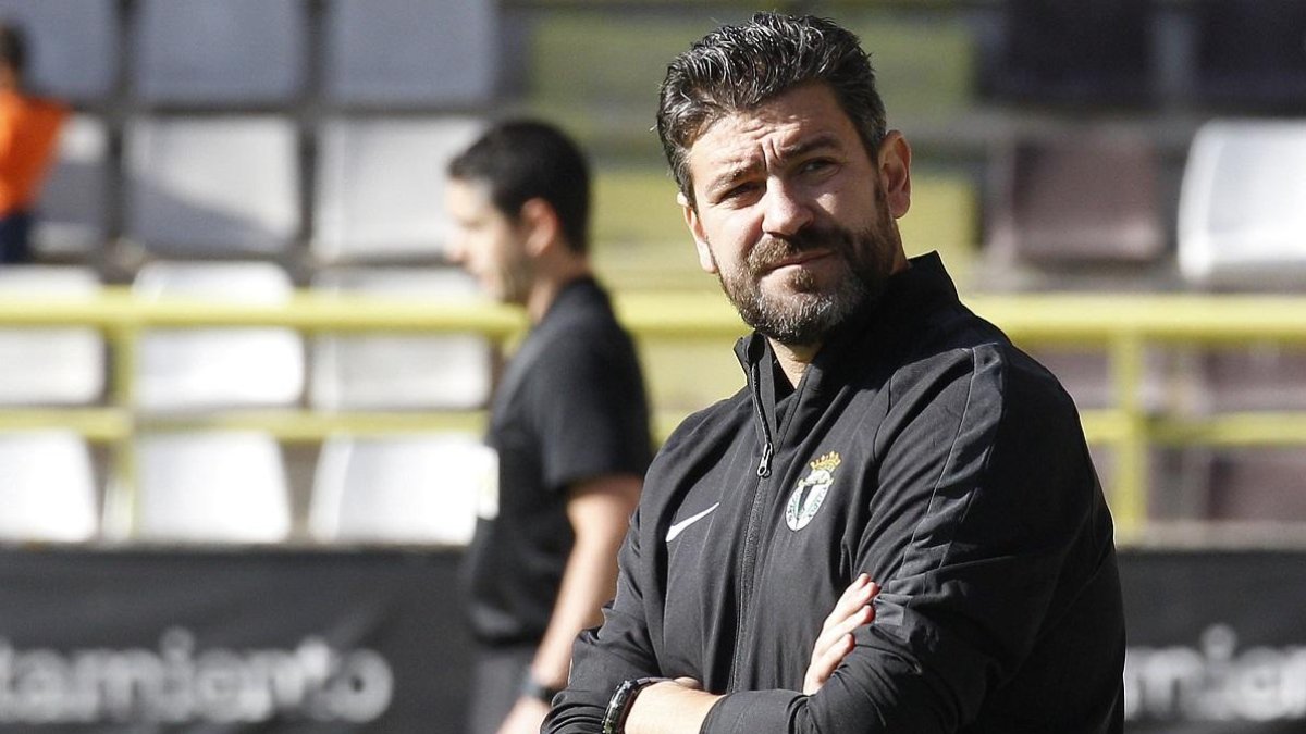 Fernando Estévez, durante un partido de esta temporada.-SANTI OTERO
