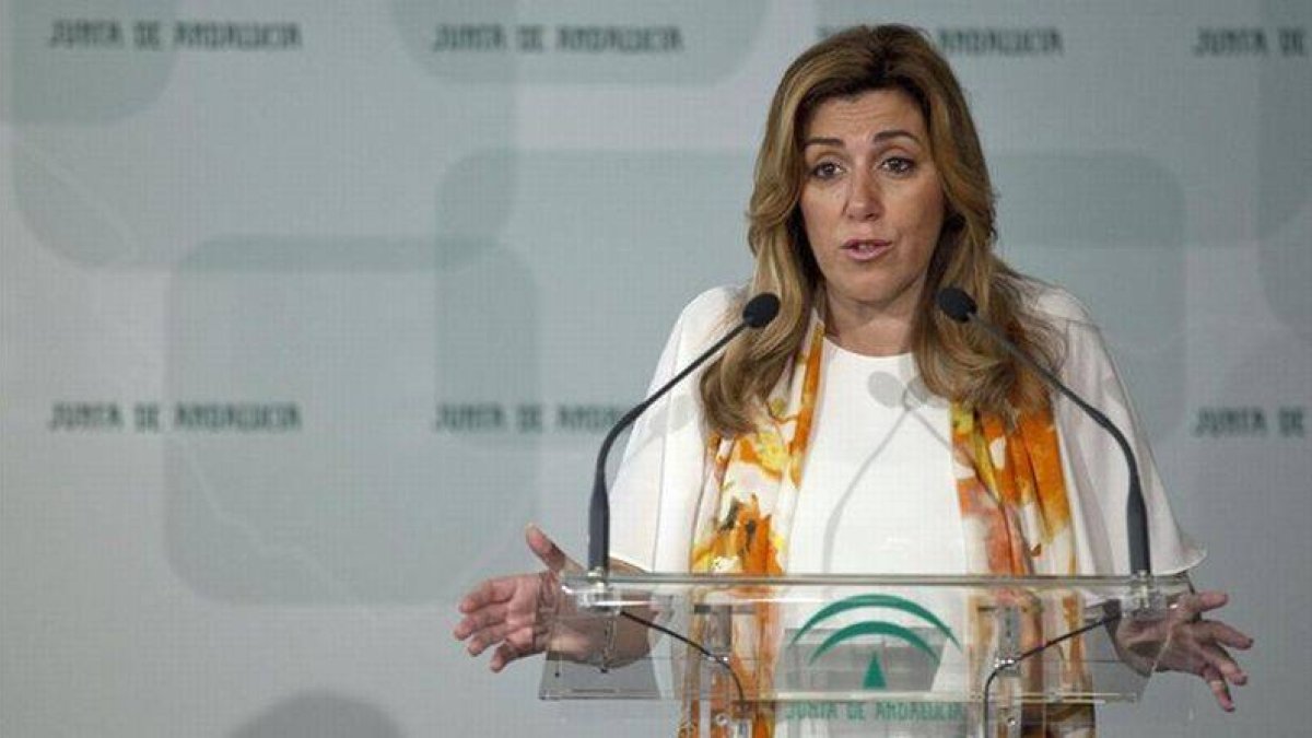 La presidenta en funciones de Andalucía, Susana Díaz, la semana pasada en una rueda de prensa.-Foto: EFE / JOSÉ MANUEL VIDAL