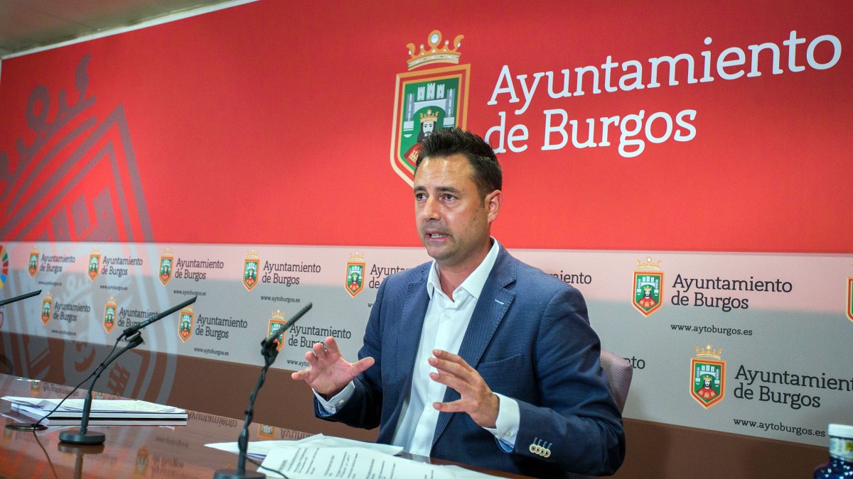 El alcalde de Burgos, Daniel de la Rosa. TOMÁS ALONSO