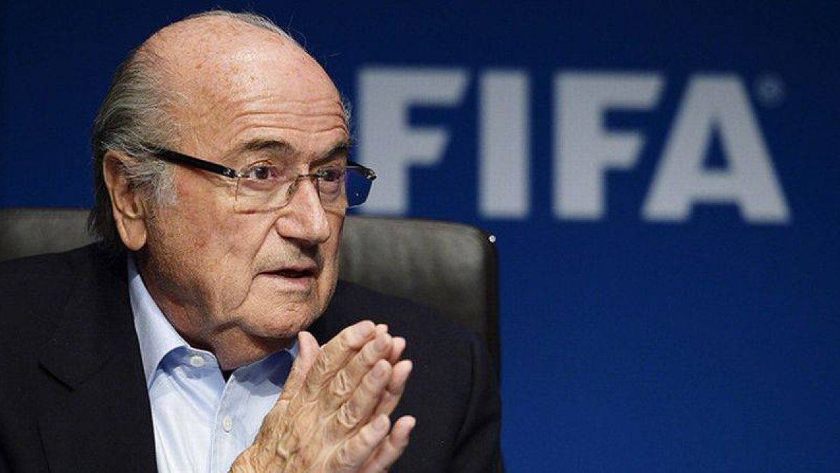 El actual presidente, Joseph Blatter, durante una rueda de prensa celebrada en Zúrich el año pasado.-Foto: EFE / STEFFEN SCHMIDT