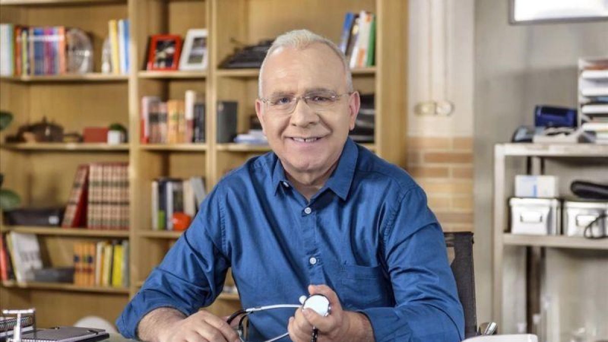 Nicolás Romero, presentador de Doctor Romero en TVE.-TVE
