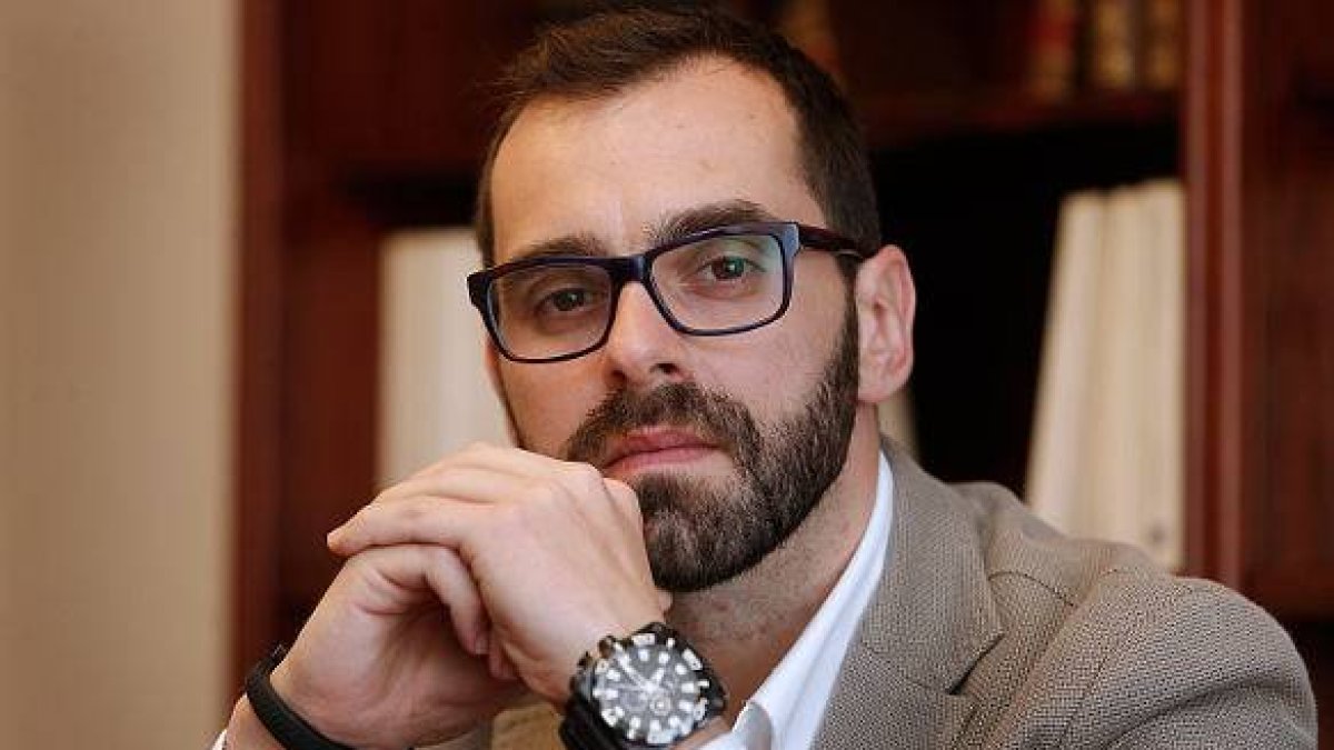 Sergio Carpio-RAÚL G. OCHOA