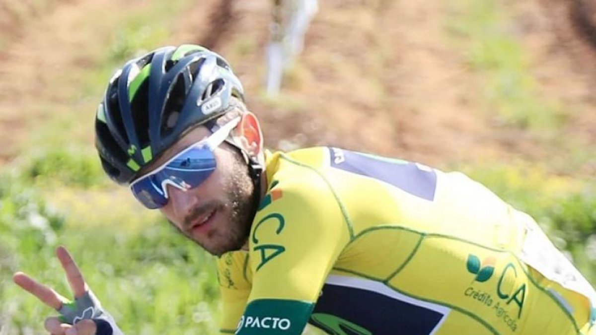 El burgalés con el maillot amarillo de la Vuelta al Alentejo.-