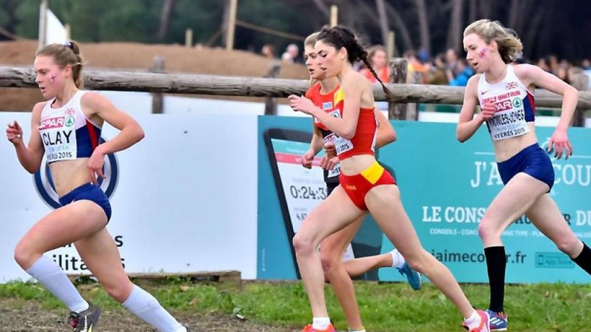 Celia Antón formó parte del cuarteto que se situó por delante desde los primeros metros-thewangconnection