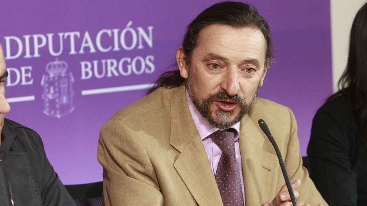 El actual alcalde socialista Miguel Ángel Rojo, en una foto de archivo durante una presentación en la Diputación.R. OCHOA
