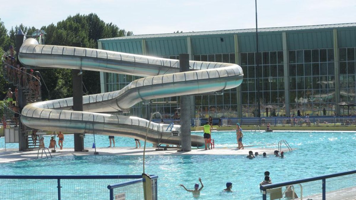 Imagen de archivo. Piscina familiar de El Plantío. ECB