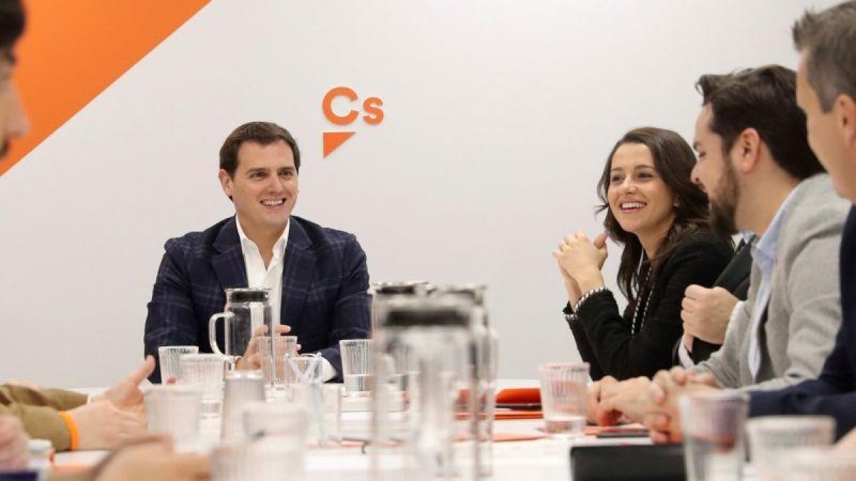Comité Permanente de Ciudadanos.-BALLESTEROS (EFE)