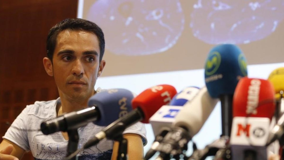Alberto Contador, en la rueda de prensa de este martes en Madrid.-EFE