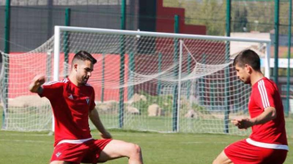 Oyarzun volvió ayer al trabajo en las instalaciones de Anduva-CDMIRANDÉS.COM