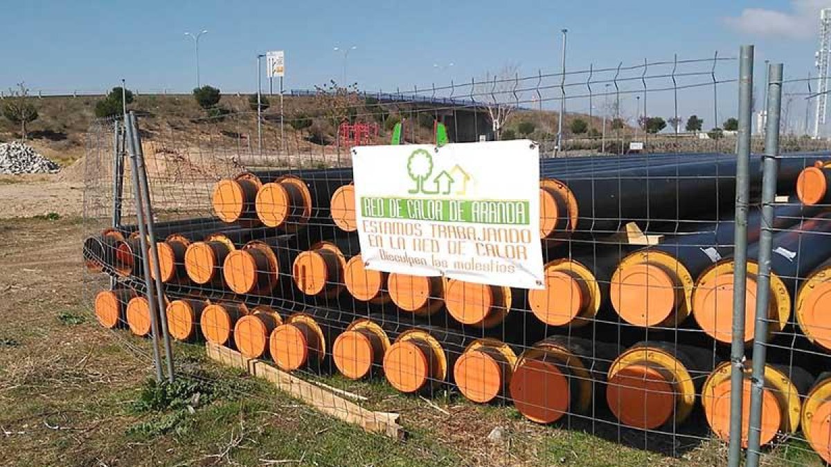 Los tubos preaislados ya han sido supervisados para confirmar que prestarán un servicio eficiente en Aranda.-ECB