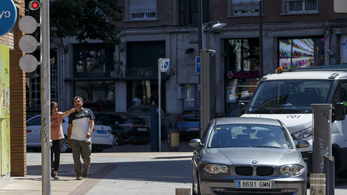 Los tótem de acceso al centro histórico se modernizarán y digitalizarán como recoge el proyecto de la Zona de Bajas Emisiones. SANTI OTERO