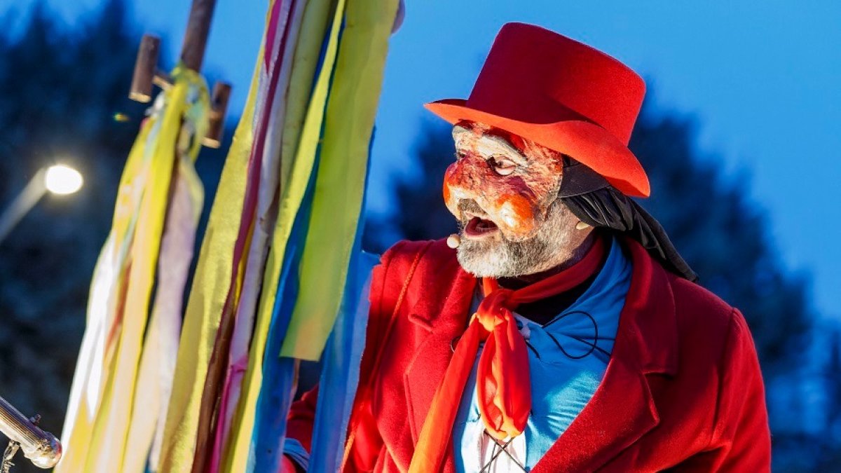 Don Carnal, en pleno Gran Desfile de Carnaval Burgos 2023. SANTI OTERO