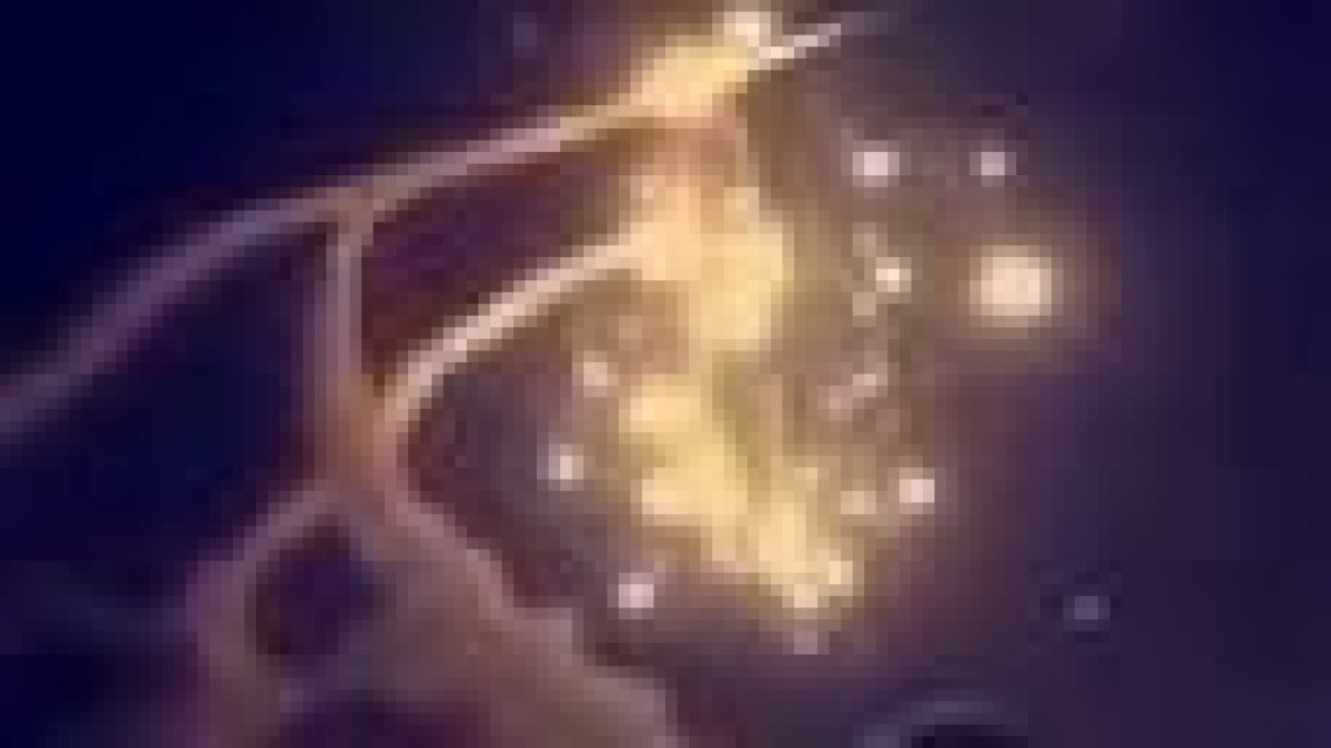 Defensas antiaéreas sirias intentan interceptar los misiles.-/ PERIODICO