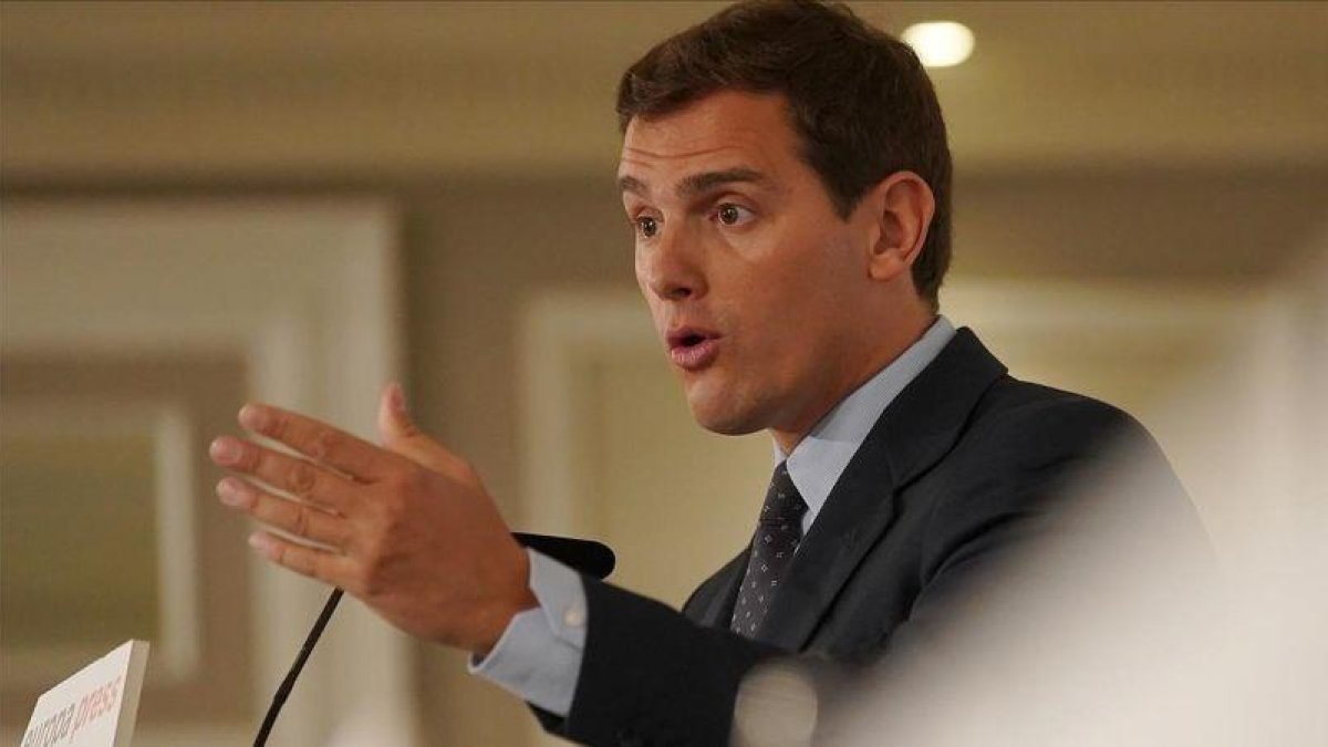 Albert Rivera, durante un desayuno informativo-JOSÉ LUIS ROCA