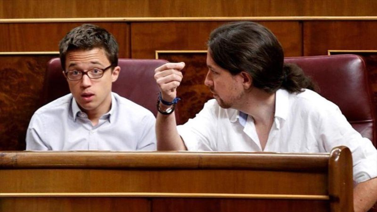 Iglesias y Errejón en el Congreso.-J M Prats