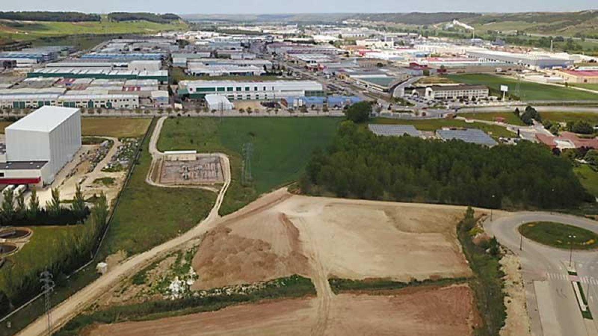 Vista aérea del polígono de Villalonquéjar.-ISRAEL L. MURILLO