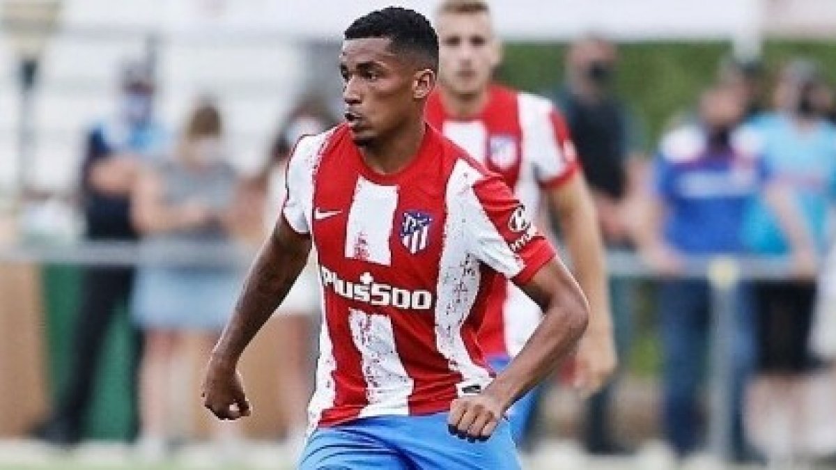 Marcos Paulo es un extremo zurdo brasileño con nacionalidad portuguesa. CD MIRANDÉS