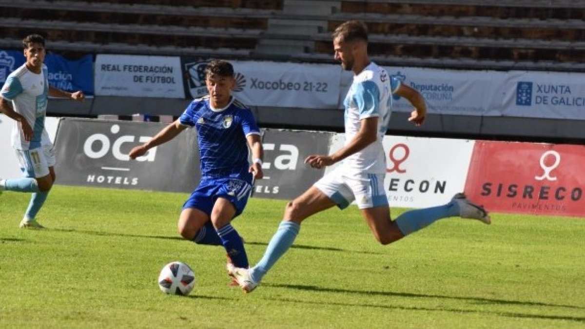 Lance del partido disputado en Santiago. BURGOS CF