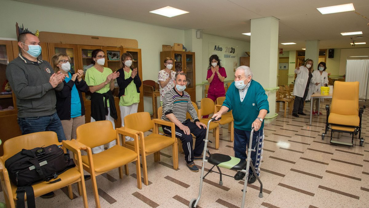 Primeras vacunas contra la COVID-19 en la provincia de Burgos. Vacunación realizada en la Residencia de Personas Mayores Fuentes Blancas.