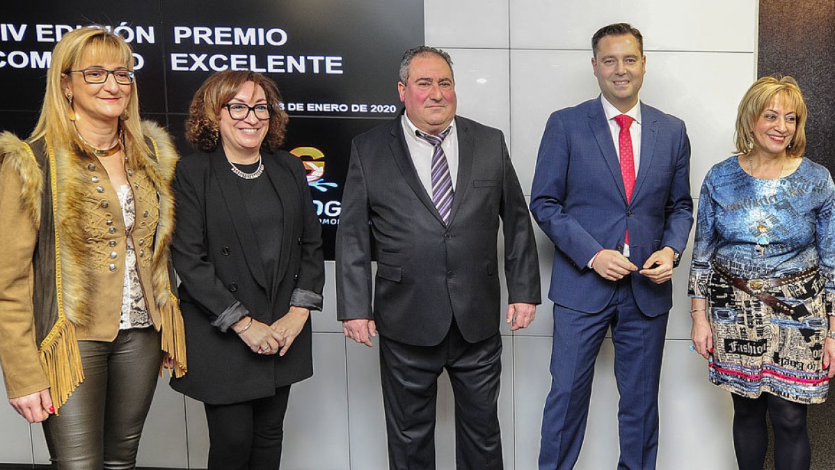 Gimnasio Grandmontagne exige más aparcamiento a su alrededor. ISRAEL L. MURILLO