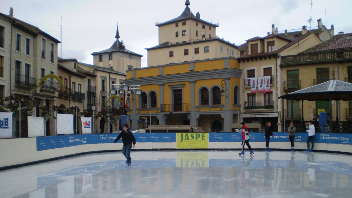 Pista de hielo de Aranda. L.V.L.