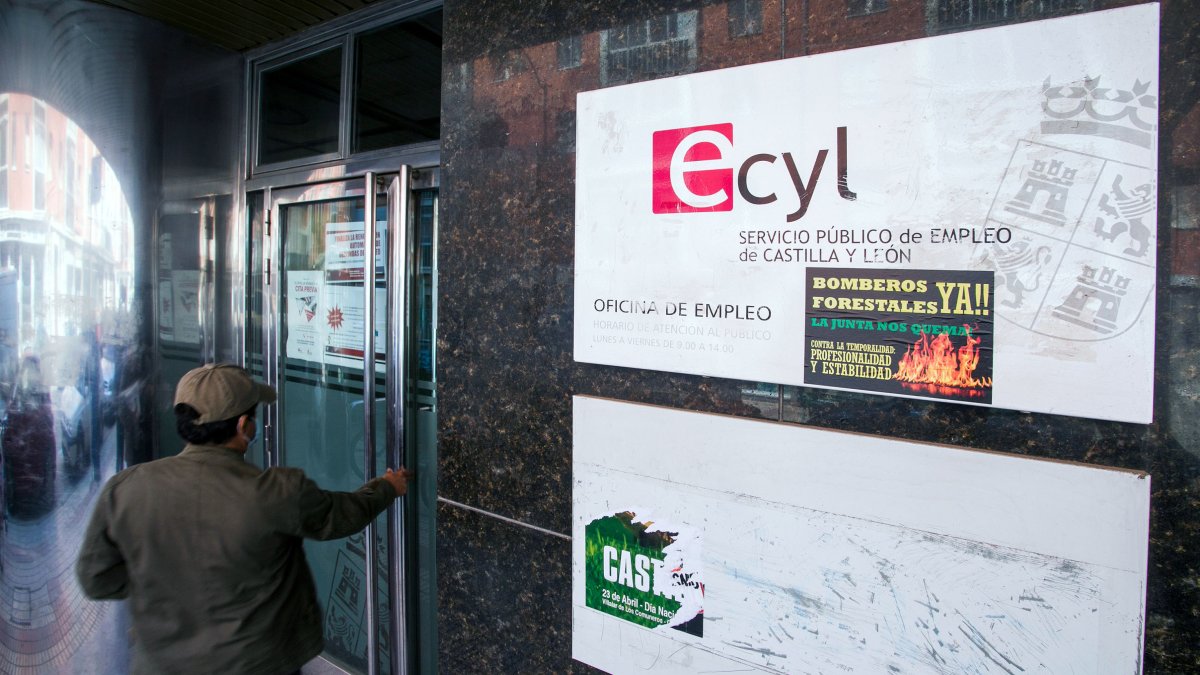 El paro subió en enero en mas de 471 personas en la provincia. TOMÁS ALONSO
