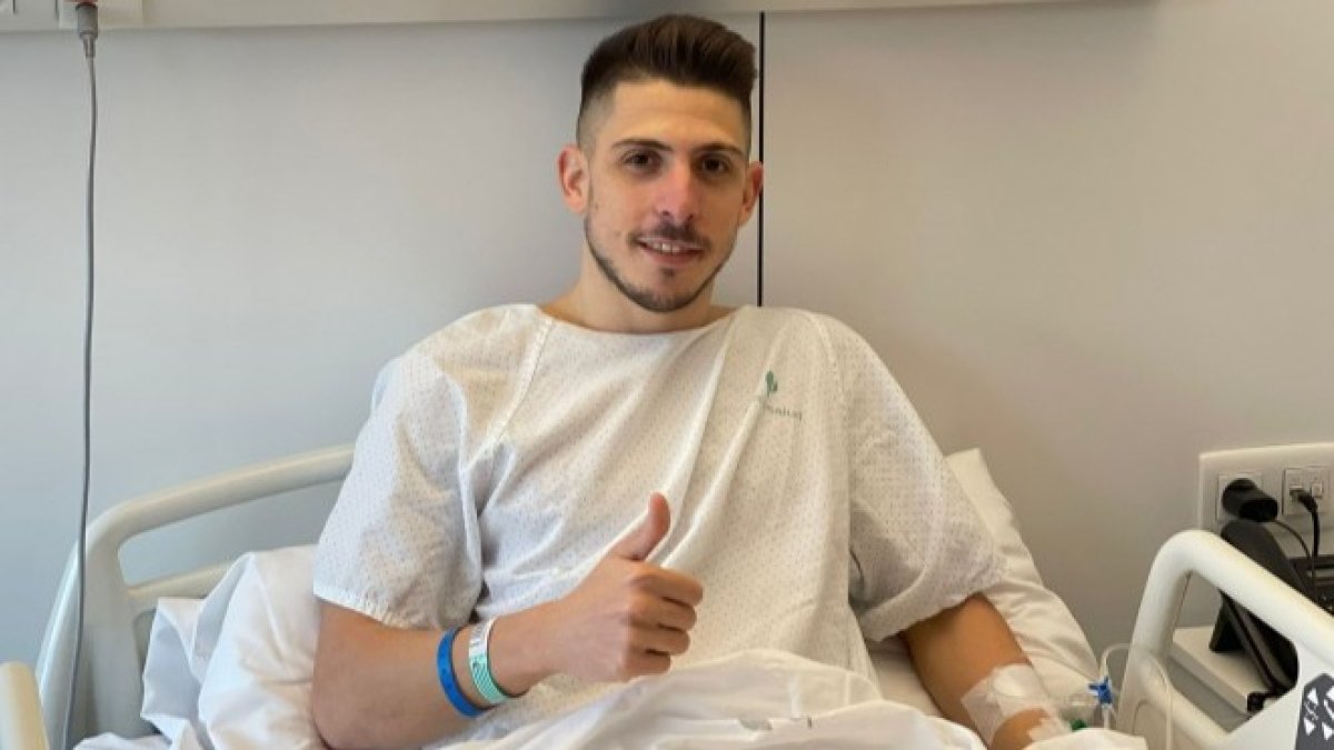 Raúl Navarro, operado con éxito en Barcelona. BCF