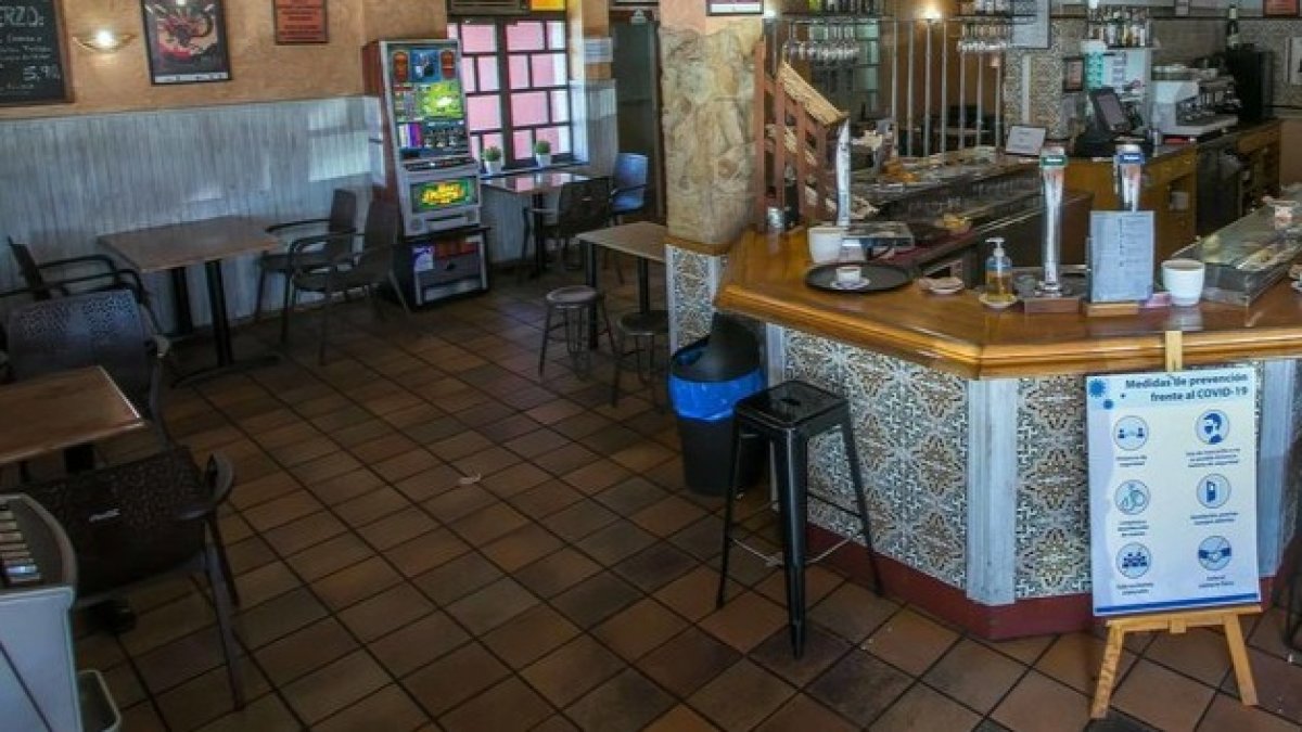 Interior del restaurante La Varga. TOMÁS ALONSO