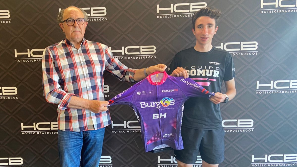 Julio Andrés Izquierdo (Burgos BH) posa con Alejandro Franco. BURGOS BH