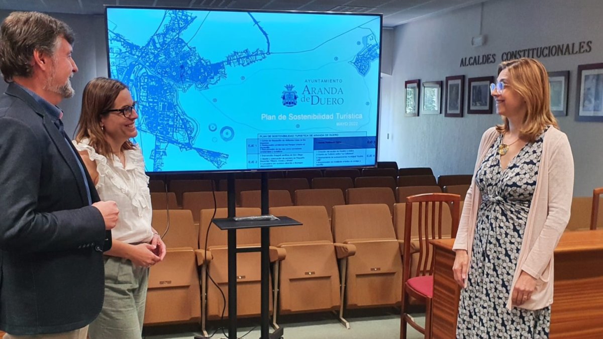 La alcaldesa confía en que el comité apruebe la totalidad de la subvención