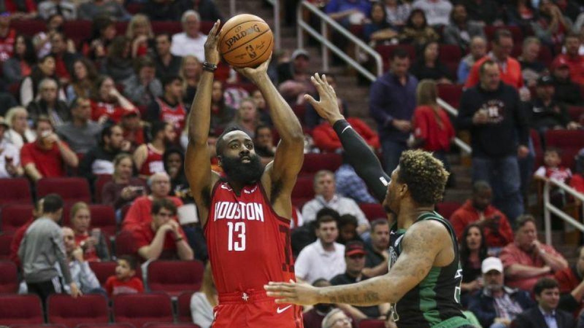 Harden anotó 9 de 18 intentos de triples.-AGENCIAS