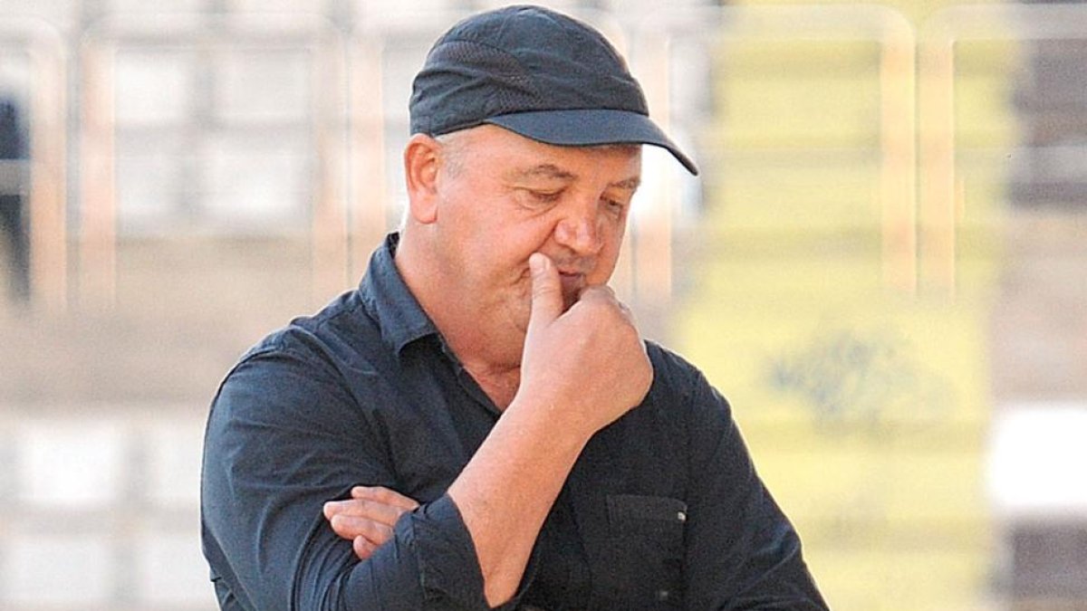Manix Mandiola, pensativo durante un encuentro disputado en El Plantío-Israel L. Murillo