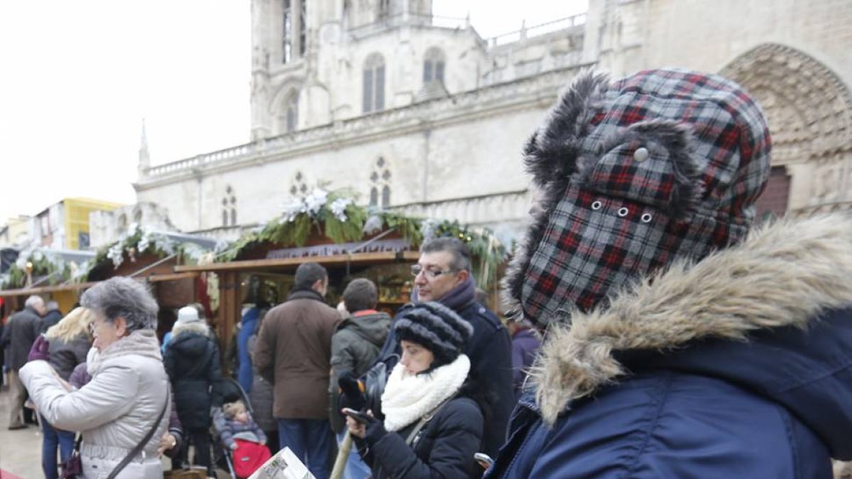 Un grupo de turistas durante este fin de semana.-RAÚL G. OCHOA