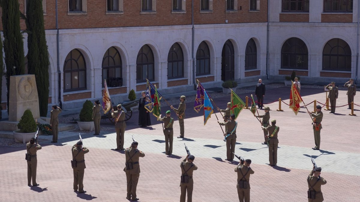 El acto se celebró en el acuartelamiento Diego Porcelos sede del Cuartel General de la División “San Marcial”. Cabo Miguel Alonso